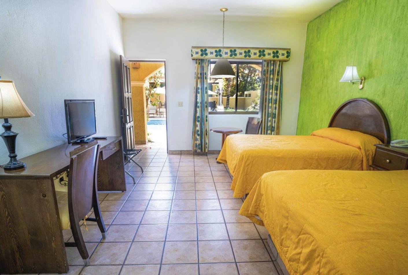 Hacienda Suites Loreto Exterior foto